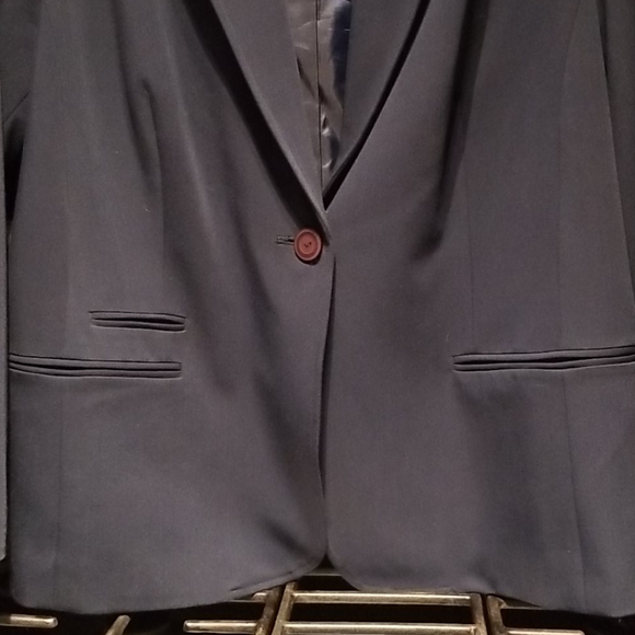 Jacket - Picture 2 of 3